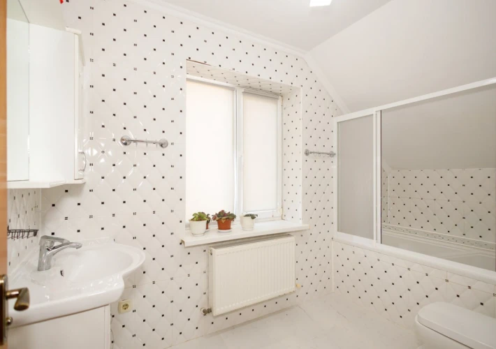 Casă spațioasă de vânzare în satul Colonița | 193 m.p. | Teren 5.45 ari | La doar 7 km de Chișinău14