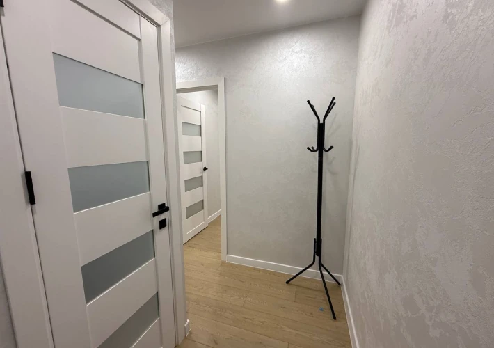 Parc! Sec. Buiucani, str. Nicolae Costin. 2 camere + Living. Euroreparatie. Mobilat Complet!!!6