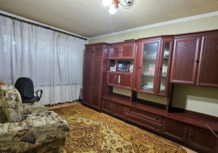 Sec. Riscani, str. Florilor. Apartament cu 1 camera! Reparatie Cosmetica! Mobilat! Parc!!!2