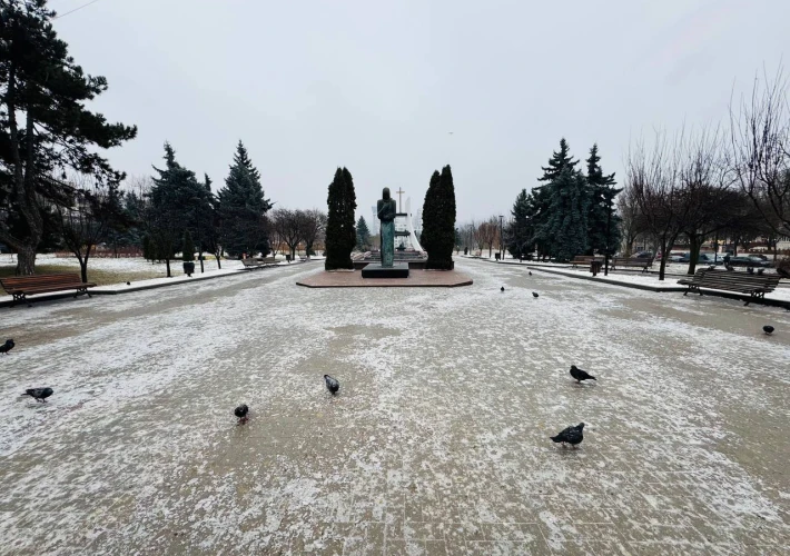 Parc Avgan. Sec. Riscani, str. Miron Costin. 2 camere. Reparatie Medie!!!2