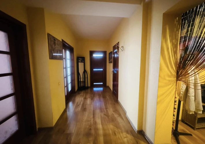 Представляем Вашему вниманию квартиру в ЖК Драгалина, расположенную в секторе Ботаника, улица Гренобля!15