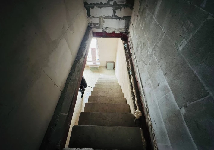 Sec. Riscani, str. Nicolae Dimo. Parc Boris Glavan. 2 camere bilaterala de tip Mansarda. 2 Nivele! Varianta Alba!!!8