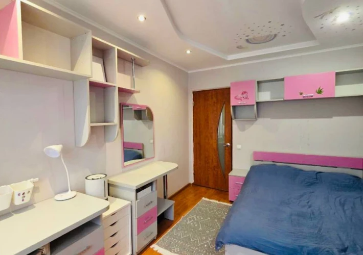 Parc Avgan. Sec. Riscani, str. Miron Costin. 3 camere! Euroreparatie!!!7