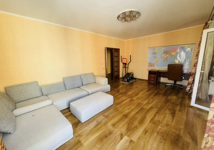 Представляем Вашему вниманию квартиру в ЖК Драгалина, расположенную в секторе Ботаника, улица Гренобля!11