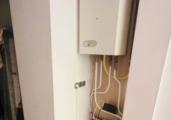 Sec. Riscani, str. Branistii. Parc Boris Glavan. 3 camere + living! Bilaterala. Incalzire Autonoma! Varianta Alba!!!8