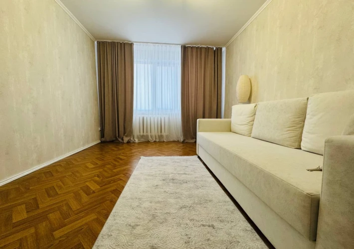 Chirie pe Termen Indelungat!!! Sec. Riscani, bd. Moscova. 3 camere. Prima Linie.3