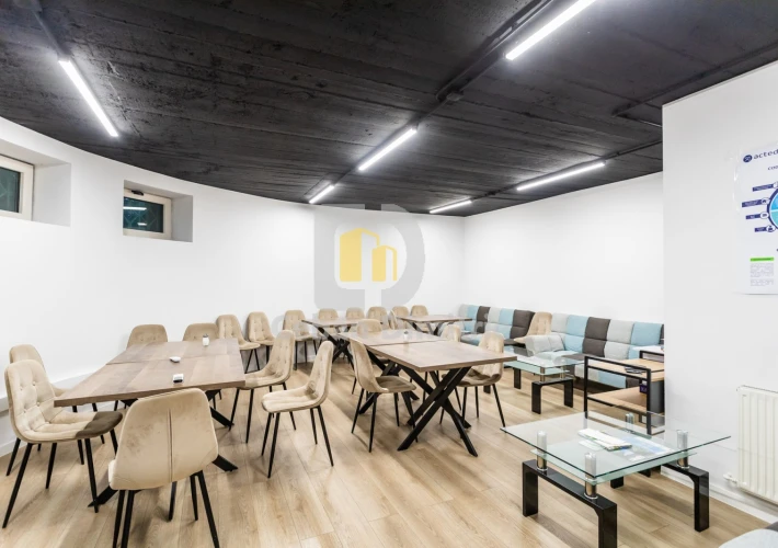 Clădire individuală de închiriat | Centru | 10 ari teren10