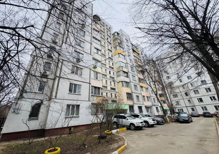 Seria 143! Sector Centru, bd. Albișoara. 3 camere. Încălzire autonomă. Bilaterala! Euroreparație!!!2