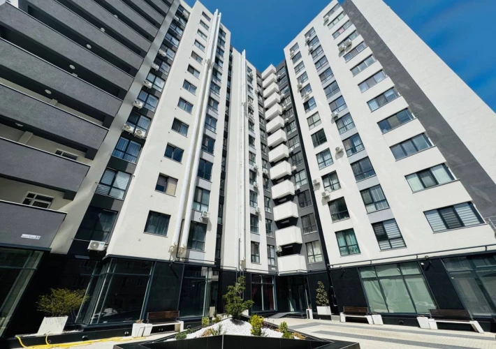 Bloc Nou! Inamstro. Parc! Apartament cu 2 camere. Euroreparație. Mobilat complet! Priveliște superbă!!!2