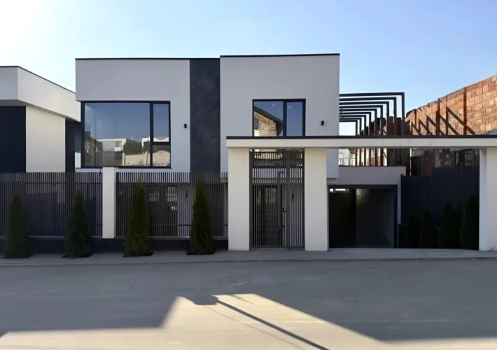 Vînd casă modernă amplasată pe un teren de 2 ari în Chișinău, str. Ana Barbu | str. Chicago1