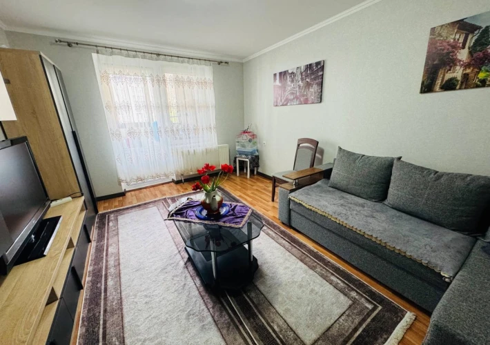 Spre vânzare apartament cu 3 odăi în sectorul Ciocan, str. Maria Drăgan.1