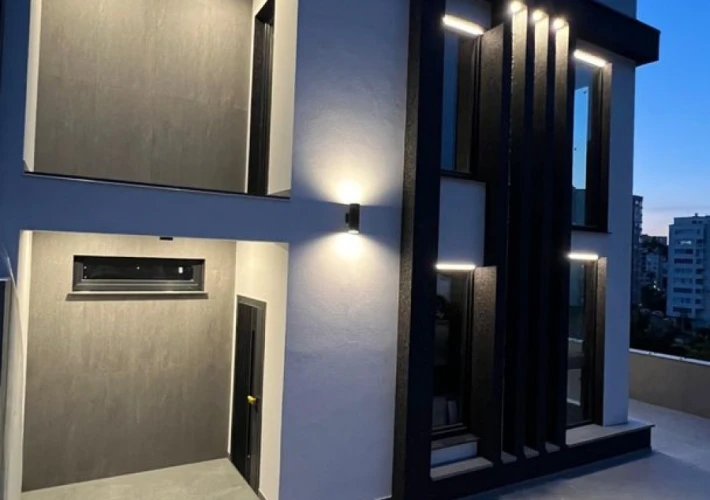 Spre vinzare casa in stil Hi-Tech 180 mp 3 nivele zona verde8