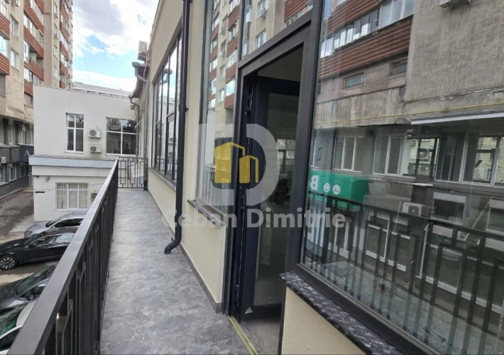 Oficiu spațios spre chirie | Centru | str. Pușkin 44 | 393 m² | Intrare separată10