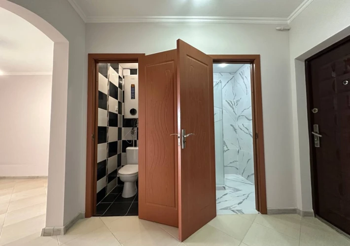 Monolit! Zona Centrală, bulevardul Albisoara. 3 camere + living. Încălzire centralizată. Apartament renovat capitala!!!8