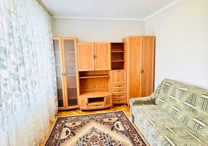 Sector Rîșcani, bd. Moscova. 4 camere. Prima linie. Parc Mezon! Reparat și mobilat! Bilateral!!!15