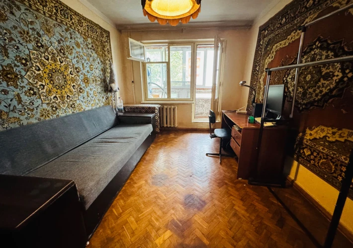 Prima Linie! Sec. Botanica, bd. Traian. Serie Varnita. 3 camere. Bilaterală. Reparație medie!!!3