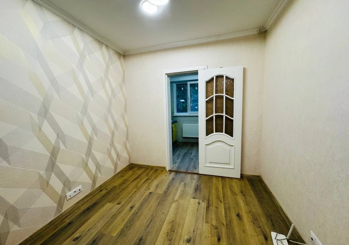 Parcul Avgan! Sector Rîșcani, bd. Moscova. 2 camere. Prima linie. Monolit!!!11