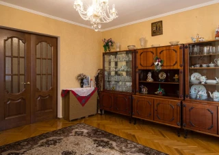 Apartament cu 3 camere seria 1437