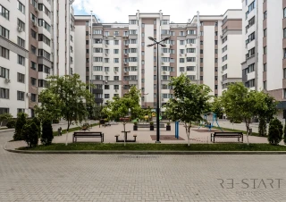 Spre vânzare apartament de lux cu 1 camera si living , amplasat în sec. Centru in apropiere de ASEM, Str. Albisoara11