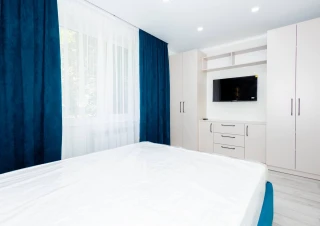 Parc Avgan! Sec. Riscani, str. Miron Costin. 2 camere + living. Bilaterala! Euroreparatie!!!6