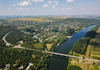 Teren 8 arii pentru construtie
