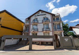 DE VÂNZARE – IMOBIL COMERCIAL AMPLASAT ÎN CENTRU | INVESTIȚIE CU POTENȚIAL RIDICAT2