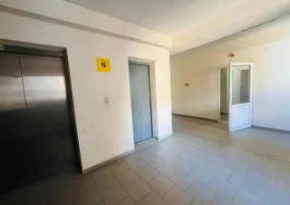 Аренда!!! Контракт на 12 месяцев!!! 2 комнаты + ливинг (90м2).2