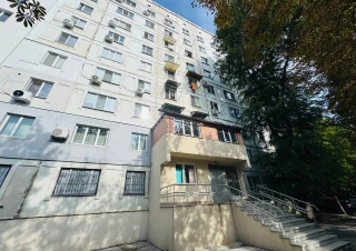 Prima Linie! Str. Aerodromului, sec. Râșcani, 3 camere. Euroreparatie! Bilaterala!!!