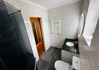 Spre vânzare o casă de lux în 2 niveluri amplasată în loc. Stăuceni, str.A. Mateevici!!!11