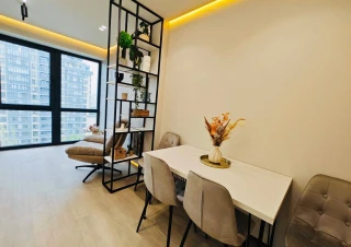 Prima Linie. Parc Avgan. Sec. Riscani, bd. Moscova. 2 camere. Euroreparatie!!!