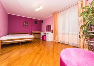 Parc! Sec. Râșcani, str. Florilor, 2 camere + Living. Euroreparație! De mijloc! Incalzire Autonoma!!!9