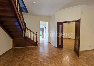 Casă 220 m2 spre chirie, Telecentru.