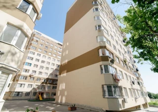 Bloc Nou! Elat Neocons! Posta Veche, str. Gheorghe Madan. 1 camera. Euroreparatie!!!