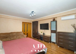 Продается 3-комнатная квартира, сектор Рышкановка, ул. Andrei Doga.10