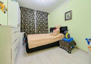 3 dormitoare / living spatios / Bazin11