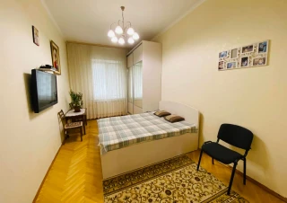 Spre Chirie apartament în bloc nou, amplasat în sectorul Centru, str. Colina Pupschin.5