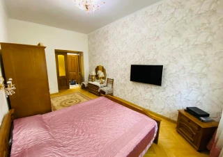 Spre Chirie apartament în bloc nou, amplasat în sectorul Centru, str. Colina Pupschin.2