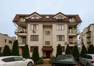 Club House! Apartament in 2 Nivele! Or. Durlesi, str. Balcani, , 2 camere + living spatios. Euroreparatie!1