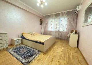 Chirie apartament. Buiucani, bd. Alba Iulia 77/5. 2 camere + living!!!5