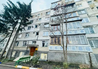 Parc Avgan! Sec. Riscani, str. Miron Costin. 2 camere + living. Bilaterala. Euroreparatie!!!13