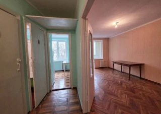 Parc Avgan! Sec. Riscani, str. Miron Costin. 2 camere. Bilaterala! Necesita Reparatie!!!4