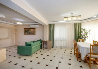 Casă spațioasă de vânzare în satul Colonița | 193 m.p. | Teren 5.45 ari | La doar 7 km de Chișinău8