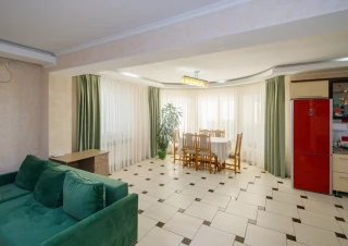 Casă spațioasă de vânzare în satul Colonița | 193 m.p. | Teren 5.45 ari | La doar 7 km de Chișinău15