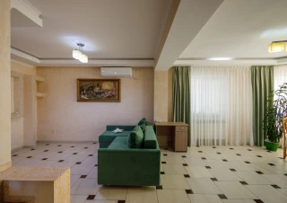 Casă spațioasă de vânzare în satul Colonița | 193 m.p. | Teren 5.45 ari | La doar 7 km de Chișinău4