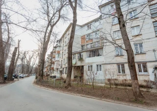 Parc Avgan! Sec. Riscani, str. Alecu Russo. 2 camere + living. Euroreparatie!!!