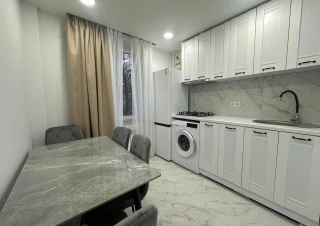 Parc Dumitru Riscanu! Sec. Riscani, str. Tudor Vladimirescu. 3 camere + living. Euroreparatie!!!3