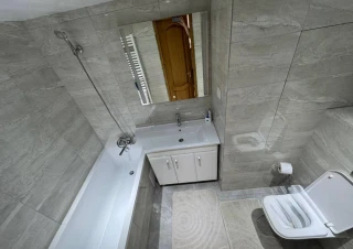 Prima Linie! Parc! Str. Florilor, sec. Riscani. 4 camere! Incalzire Autonoma! Bilaterala!!!4