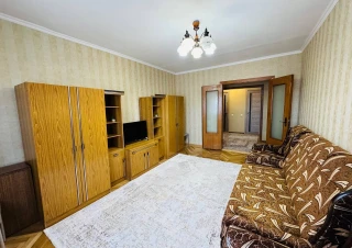 Chirie min 6 luni!!! Prima Linie! Parc Mezon! Bd. Moscova, sec. Riscani. 3 camere. Priveliste Panoramica!!!8