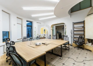 Clădire individuală de închiriat | Centru | 10 ari teren4