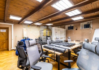 Clădire individuală de închiriat | Centru | 10 ari teren8